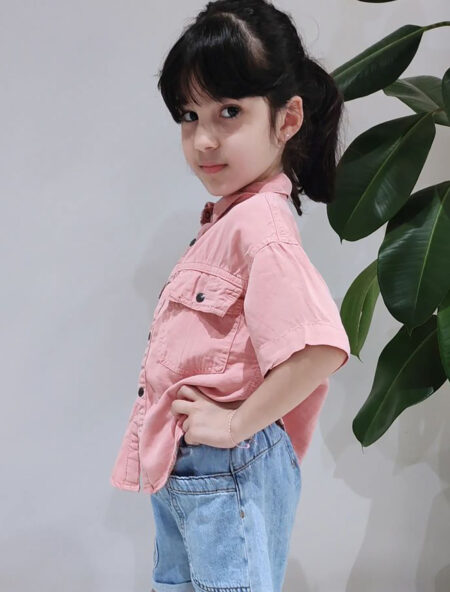 kız çocuk pembe gömlek